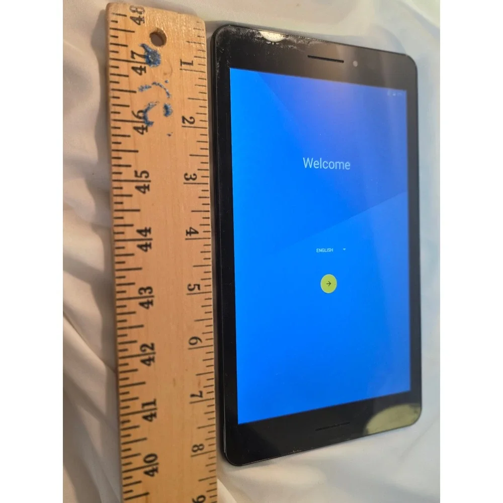 ZTE Trek 2 HD K88 8 inch Tablet AT&T 16GB Black with Green Bumper Case